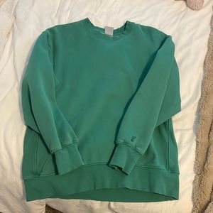 TNA cozy boyfriend crewneck